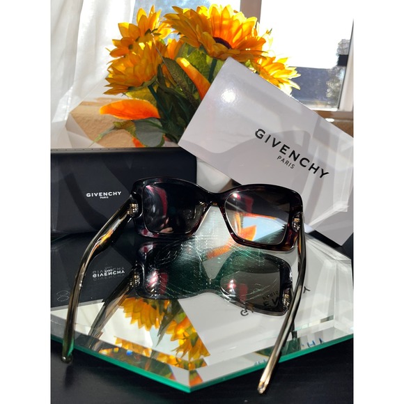 Givenchy Sunglasses main image 7